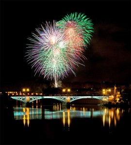 Feu d’artifice, le dimanche à minuit - Séville