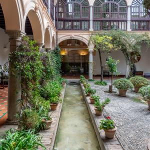 Parador San Francisco à l'Alhambra de Grenade - Cour intérieure